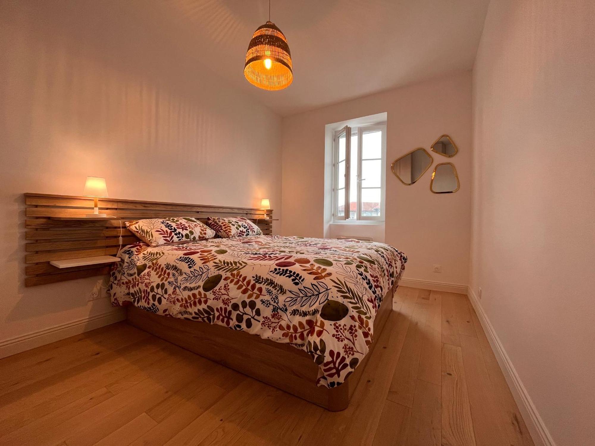 Appartement Lumineux 3 Pieces Pres Des Halles Et De La Plage, Wifi, Clim, Parkings Proches - Fr-1-239-910 Saint-Jean-de-Luz Kültér fotó